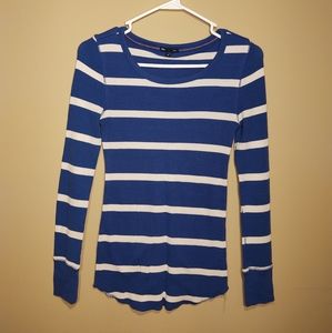 GAP blue and white striped long sleeved shirt